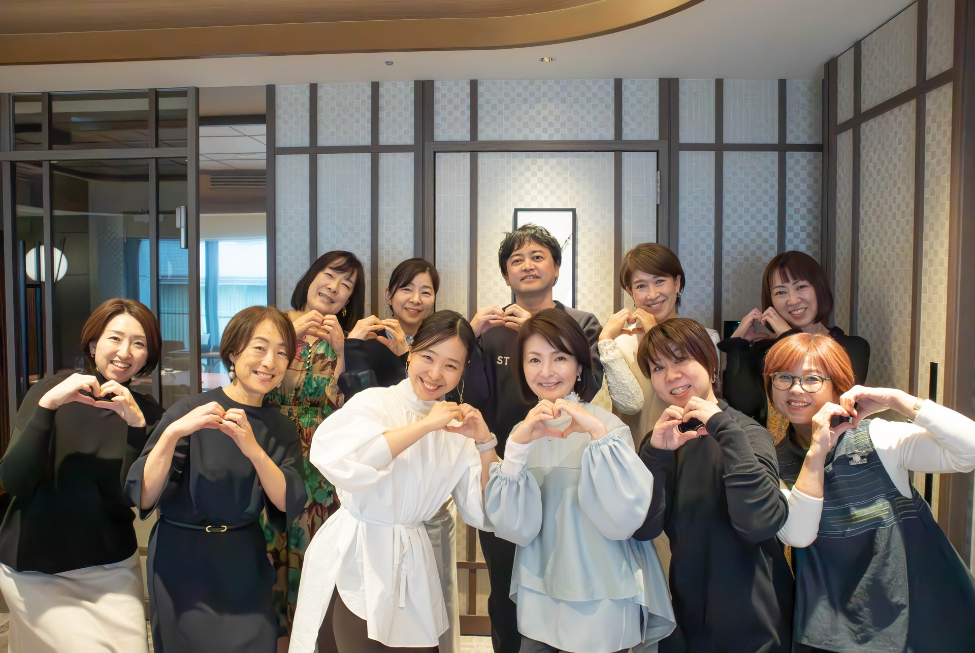 交流会の参加者集合写真